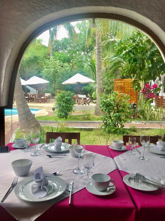 Hotel Silberstein Puerto Ayora  Bagian luar foto