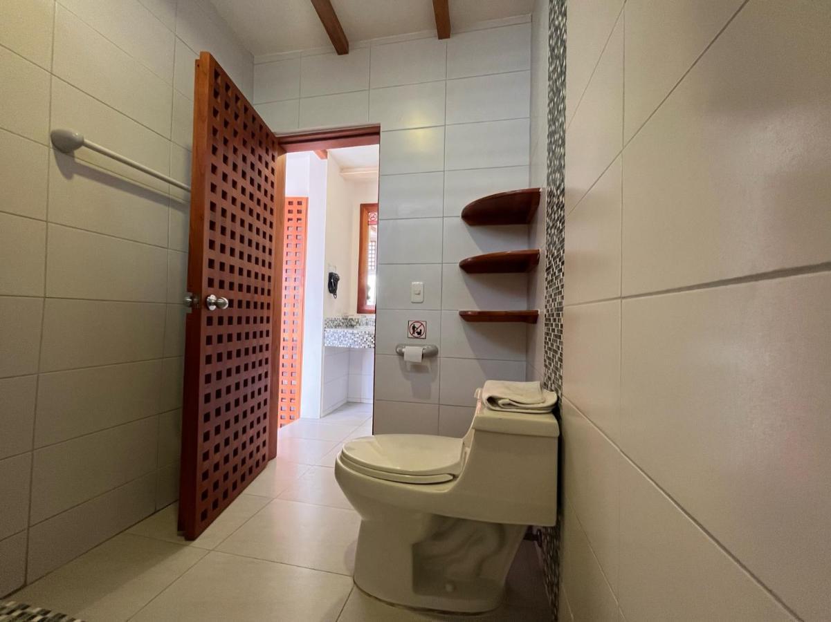 Hotel Silberstein Puerto Ayora  Bagian luar foto